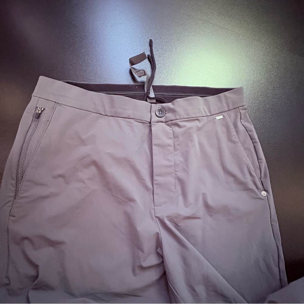 Vuori gray waisted button front pants lightweight zip‎ pocket Medium women